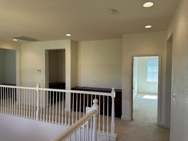 Building Photo - Elegant 4 Bedroom 4 Bath Mountain House So...