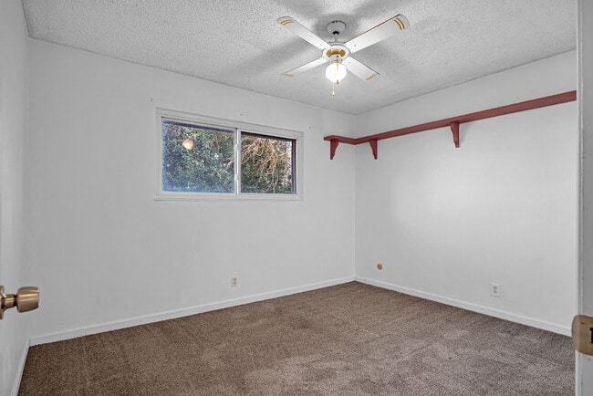 Building Photo - A Clean, Well-Sized Home With Solar in Woodland