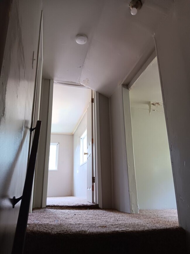 Building Photo - 3 Bed House in La Grande