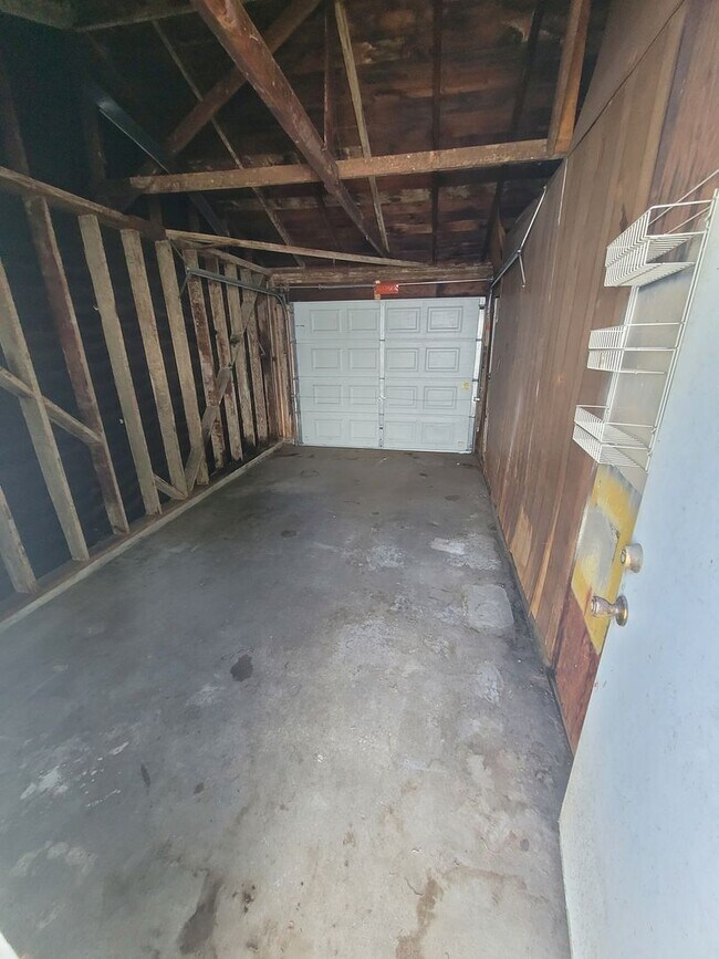 Building Photo - 2650-2652 Carson-GB (DMM1145)