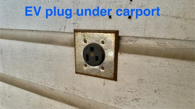 Building Photo - 5209 Walnut Grove Rd