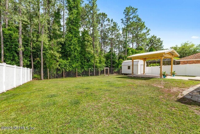 Building Photo - 3149 Silverado Cir