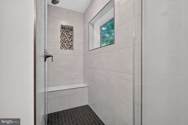 Building Photo - 4039 8th St S