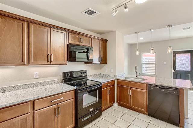 Building Photo - 503 Hawthorn Dr