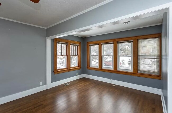 Building Photo - 1242 47th St