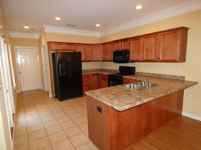 Building Photo - 1543 Inverness Cove Ln