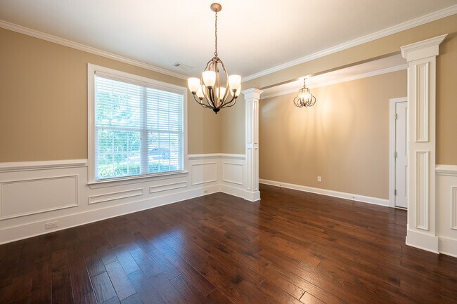 Building Photo - 536 Bunchgrass St