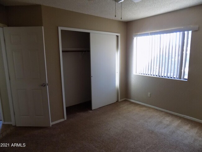 Building Photo - 5354 Desert Shadows Dr