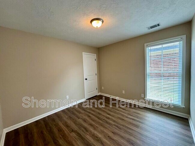 Building Photo - 1101 Grove Landing Ln