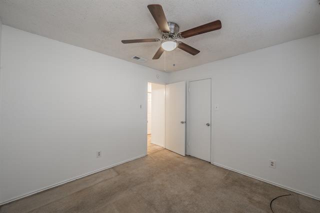 Building Photo - 808 Blessing Creek Dr