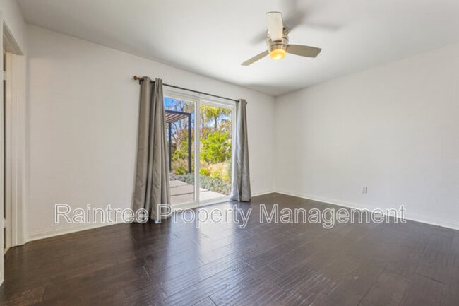 Building Photo - 1731 Rogue Isle Ct