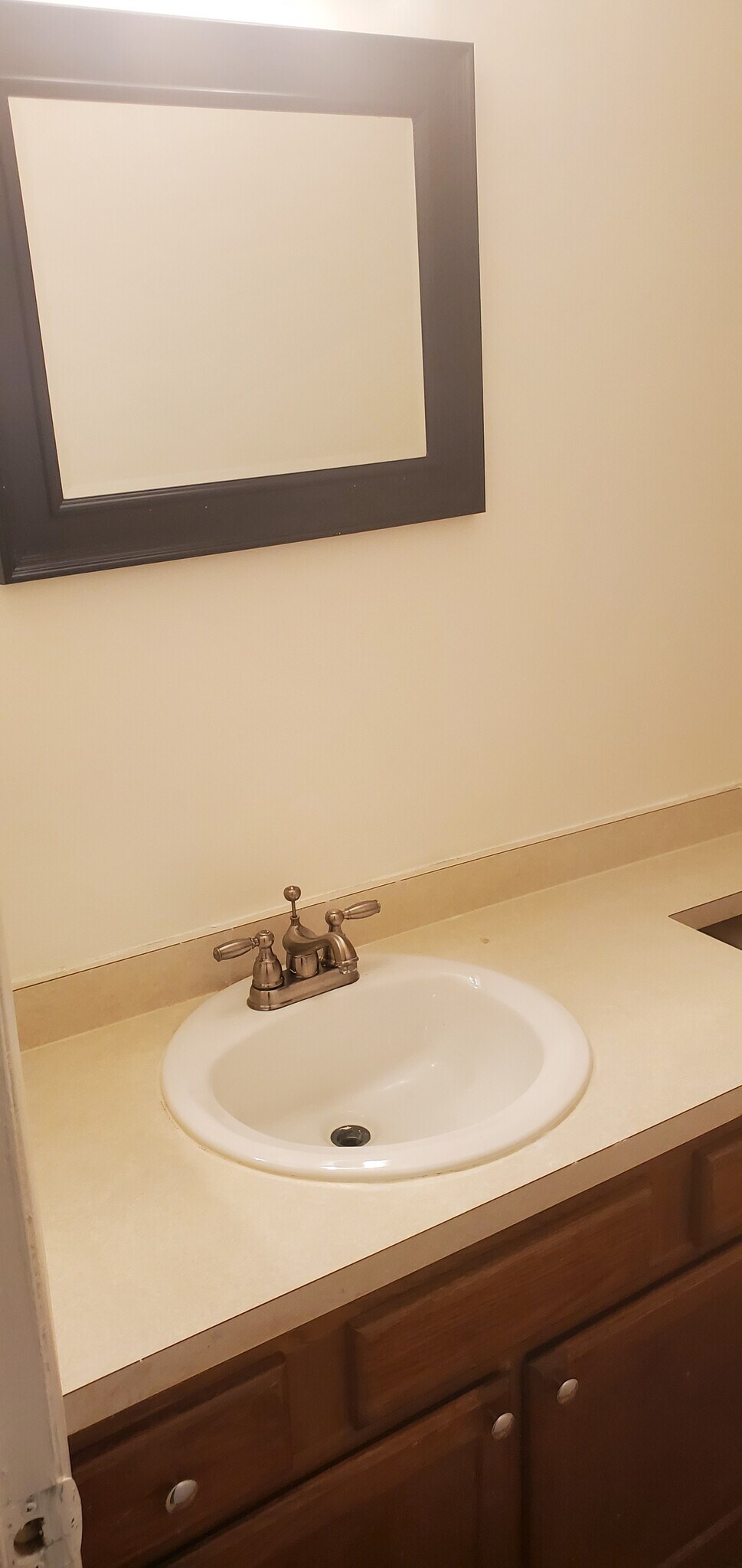 2nd bathroom - 8101 Needwood Rd