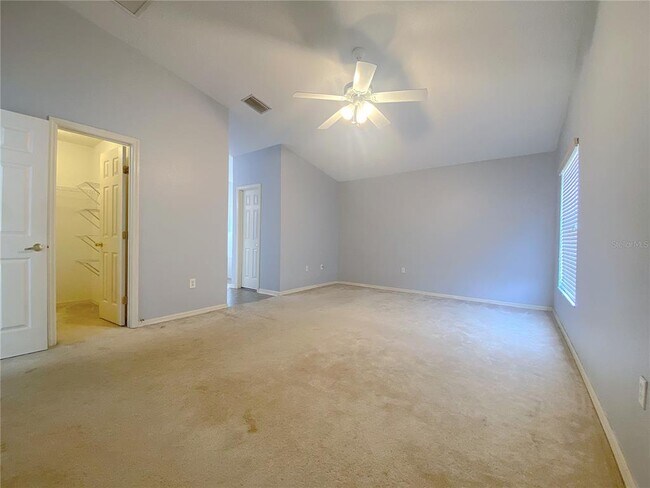 Building Photo - 445 Savanna Pointe St
