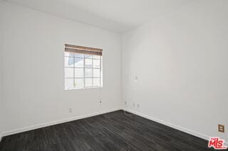 Building Photo - 850 N Poinsettia Pl