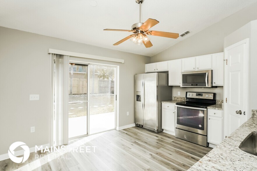 Building Photo - 10401 Opus Dr