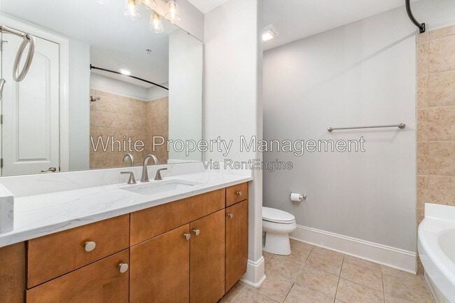 Building Photo - 4625 Piedmont Row Dr