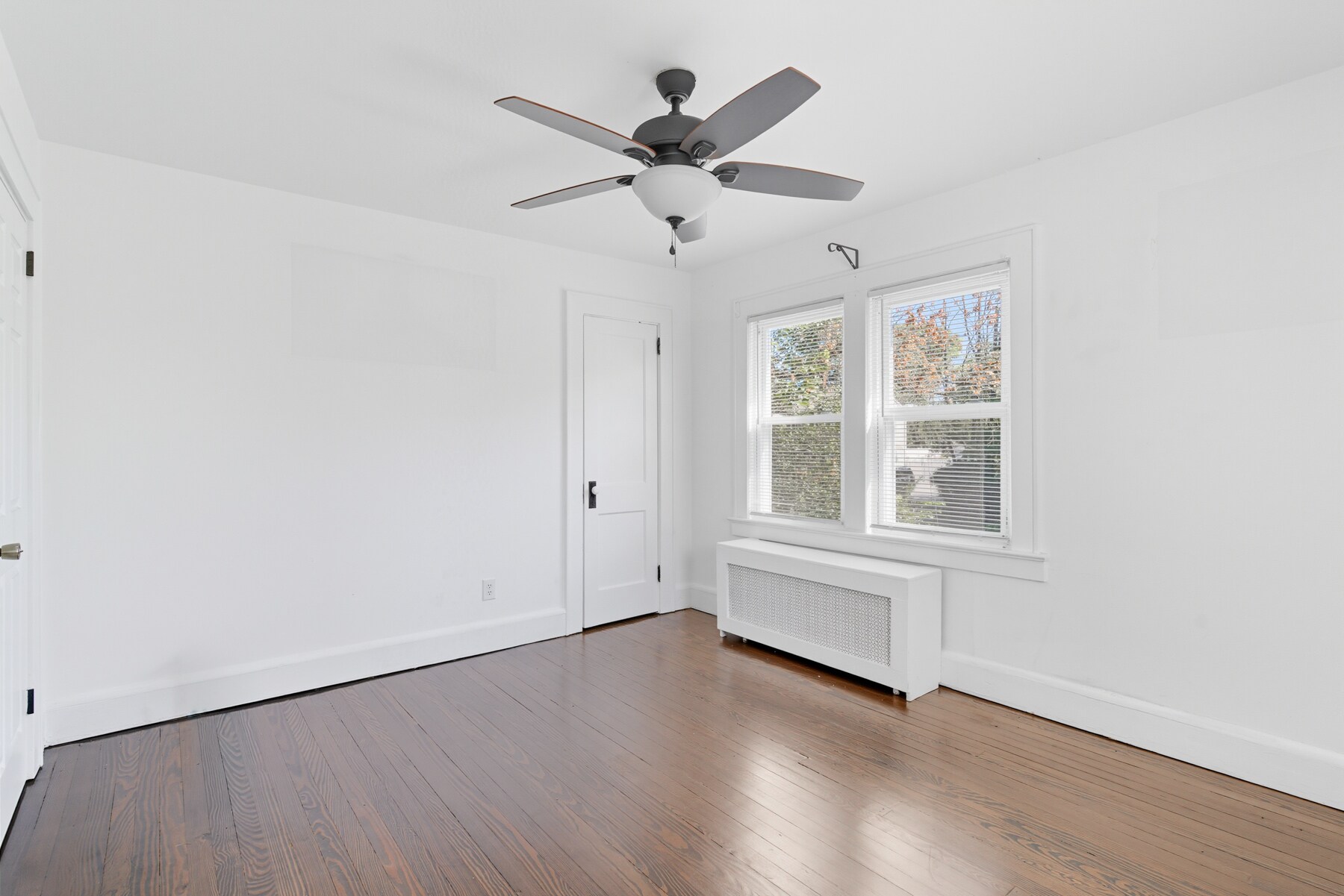 Building Photo - 115 Billian St