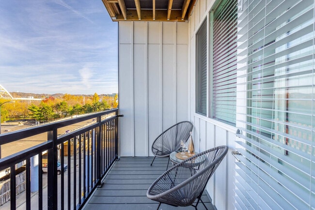 Building Photo - 601 E Pete Rose Wy