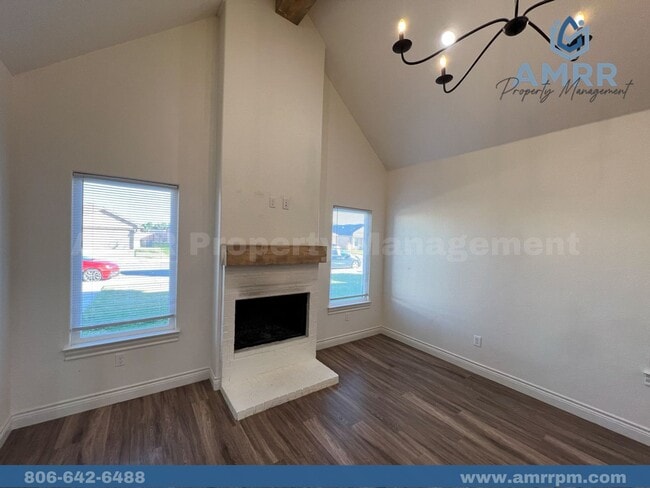 Building Photo - Easy Living with AMRR: Beautiful 4-Bedroom Home Near HEB