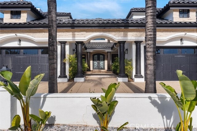 Building Photo - 17437 Oak Creek Ct