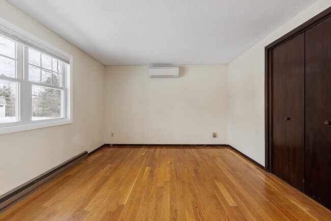 Building Photo - 9 West Rd