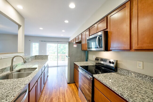 Building Photo - 16 Casino Ct