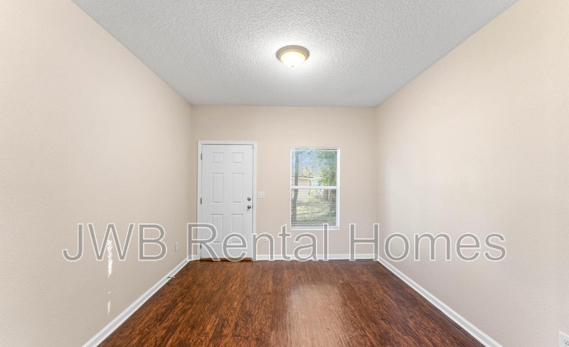 Building Photo - 3330 Rayford St