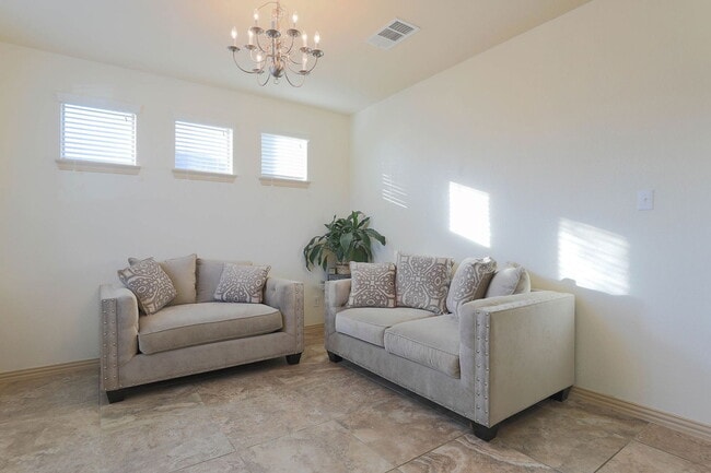 Building Photo - 2300 Dovetail St