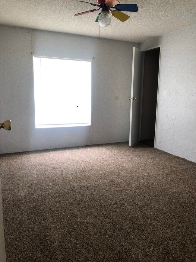 Building Photo - 6213 FL-47