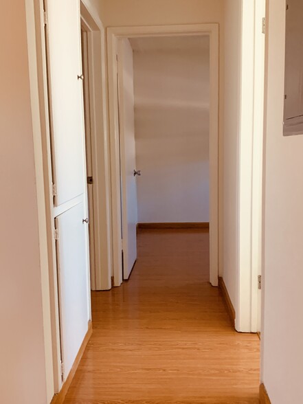 Building Photo - 461 E Colorado Ave