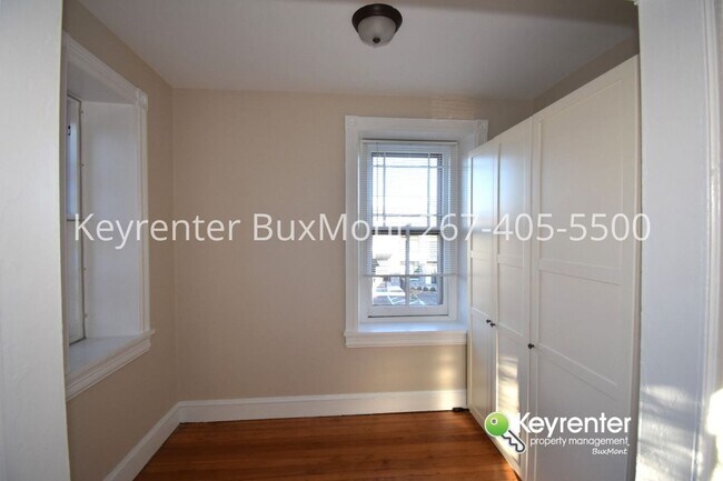 Building Photo - 808 E Willow Grove Ave