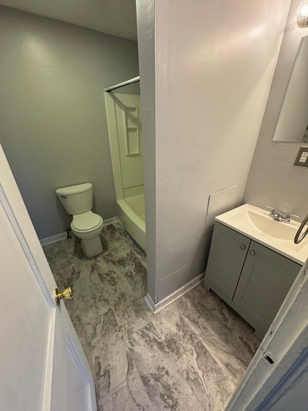 Building Photo - 3419 Frank Rd