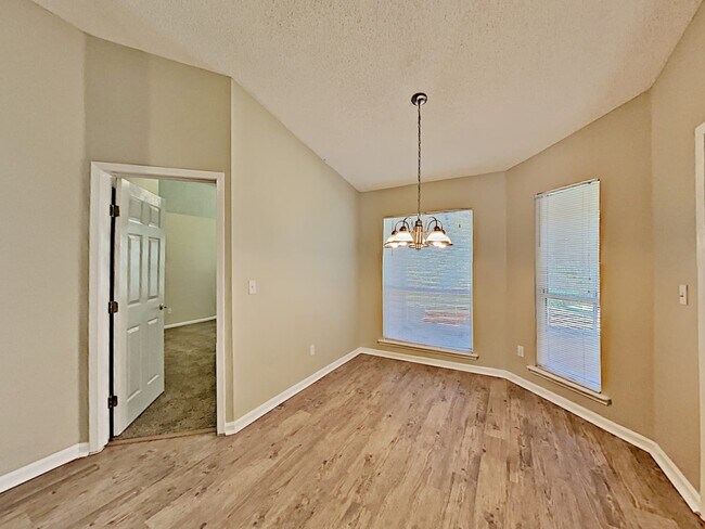 Building Photo - 11510 Eagle Crest Ln