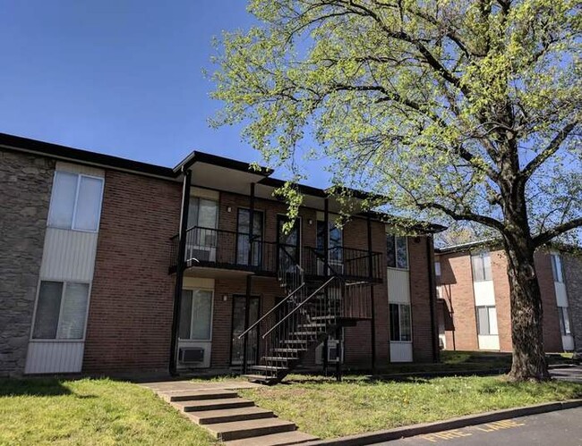 Primary Photo - 2601 Hillsboro Pike