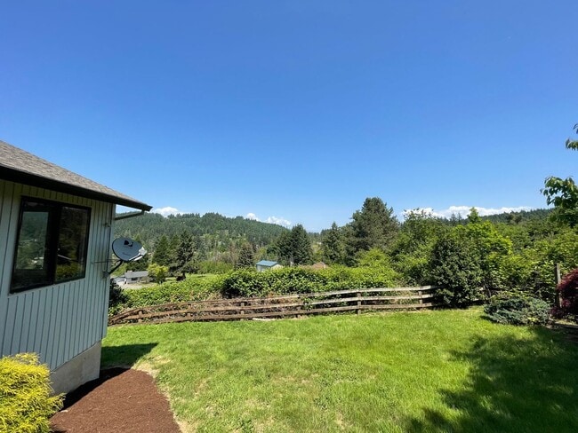 Building Photo - 27 Acres of Private Valley Remodeled Home In Damascus 3Bd/3Ba with Basement!!! Beautiful Deck wit...