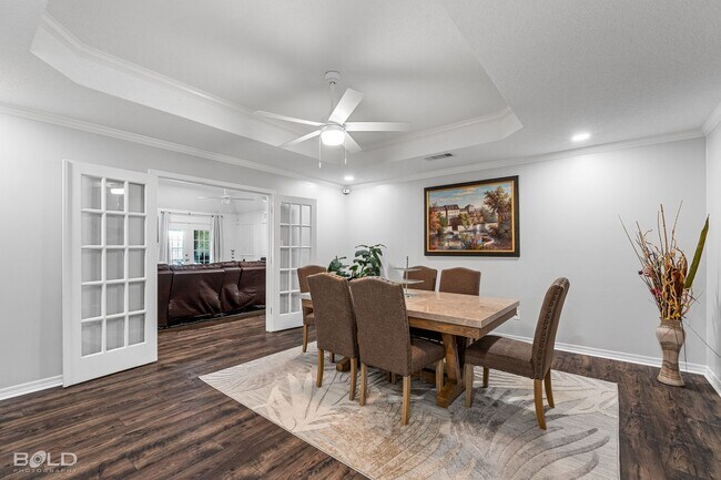 Building Photo - 4 Bedroom 3.5 bath in Greenacres