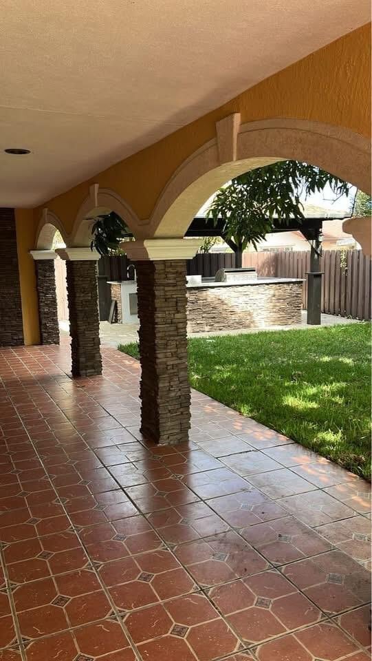 Building Photo - 6624 Osborne Dr