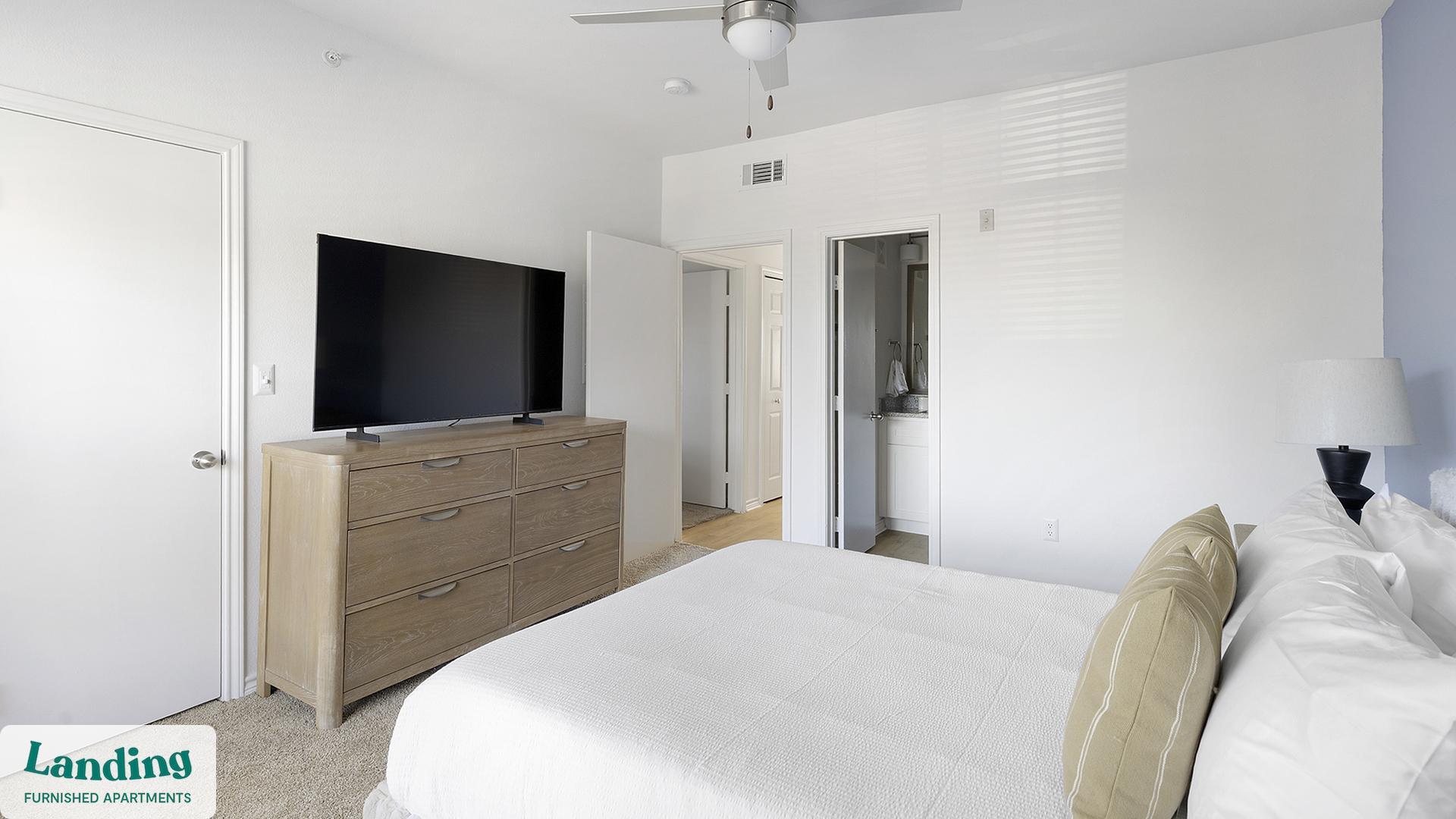 Building Photo - 9510 Westpark Dr