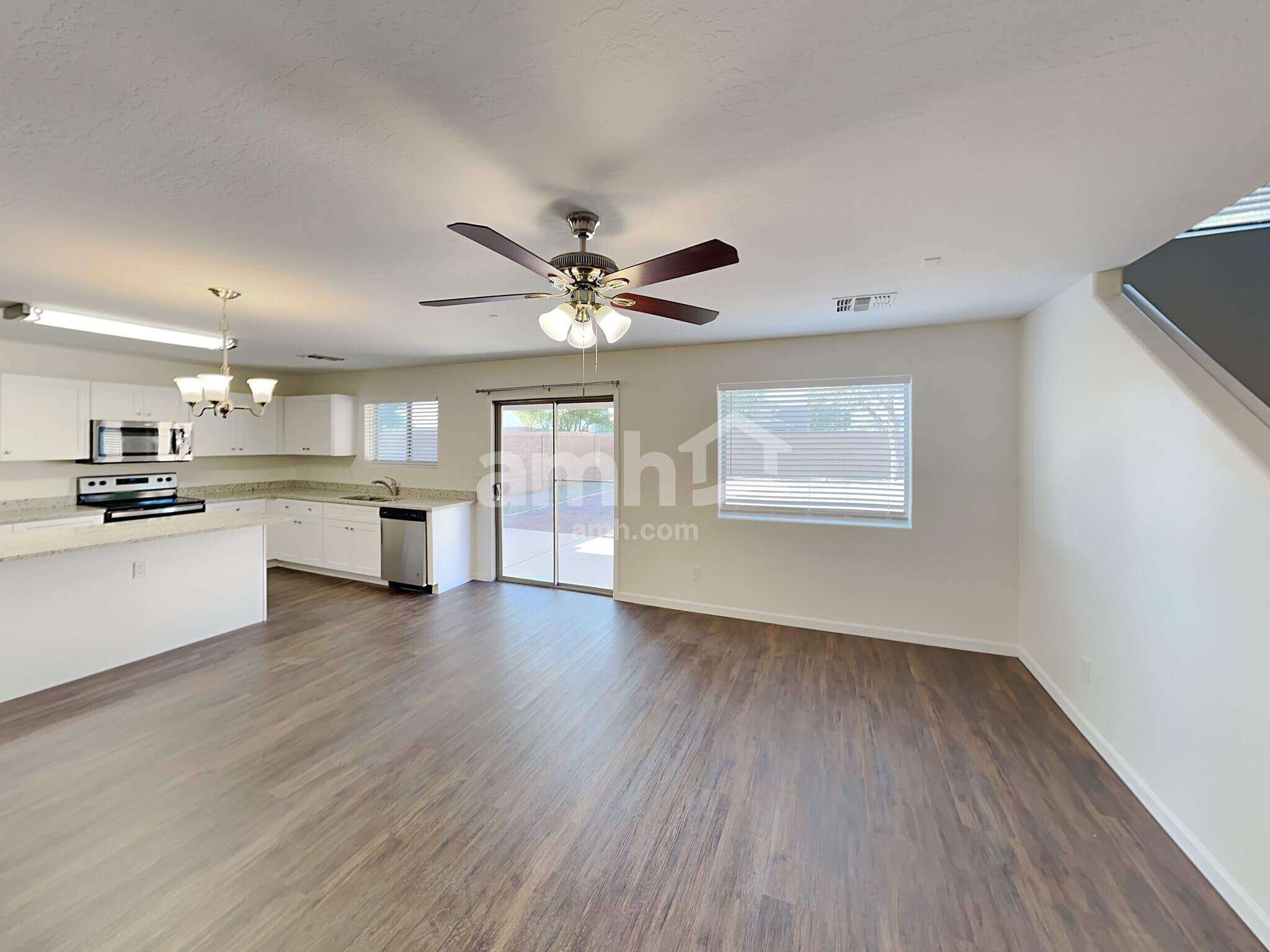 Building Photo - 1713 E Bradstock Way