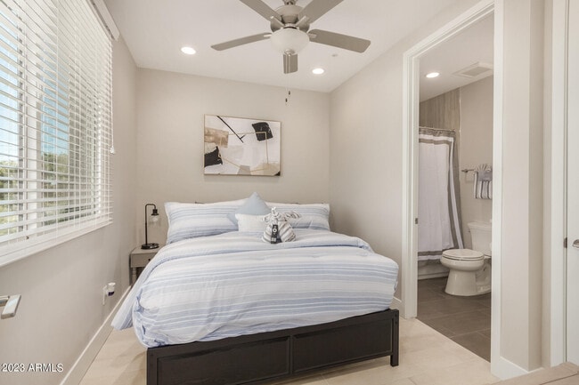 Building Photo - 7550 E Osborn Rd