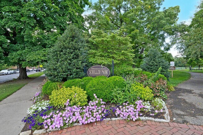 Building Photo - 439 Thurman Ave