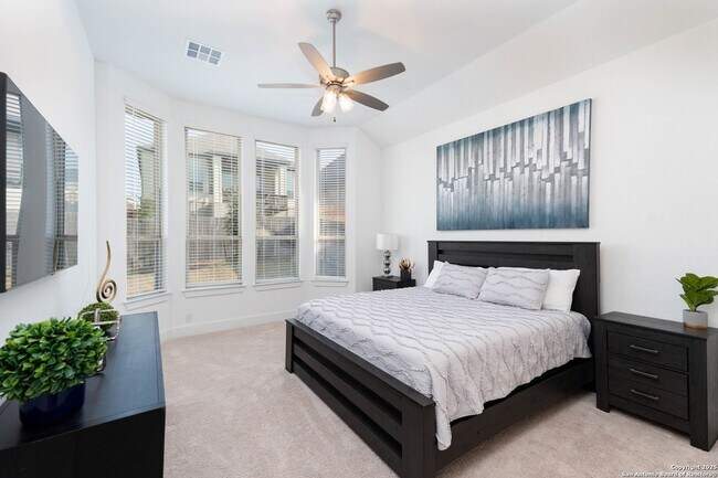 Building Photo - 12231 Old Gage Rnch