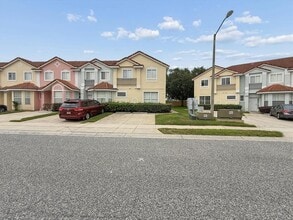 Building Photo - 1302 S Beach Cir
