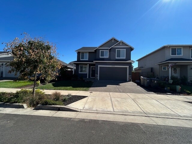 Building Photo - 4546 Sagecrest Dr NE