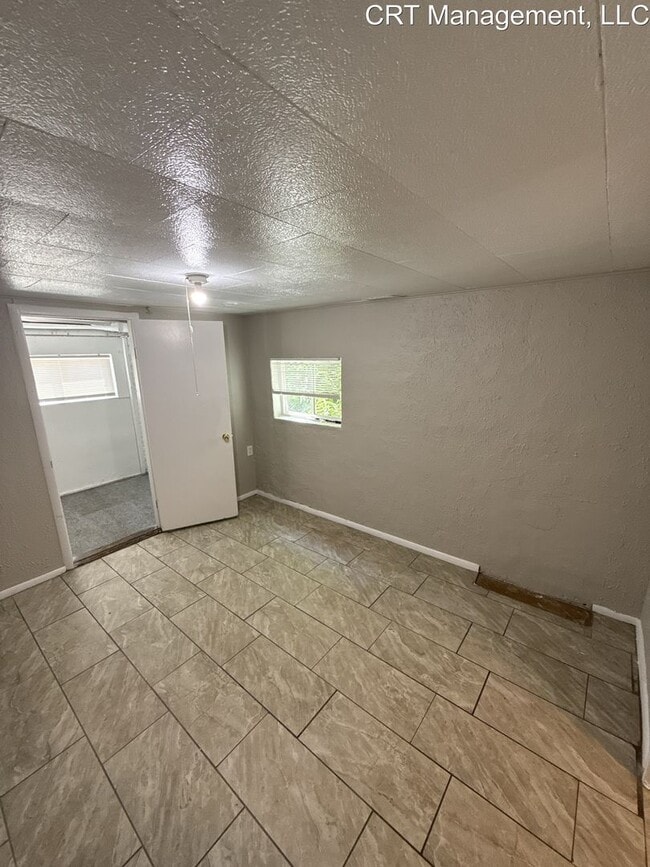 Building Photo - Charming 2 Bed Home Near Central Park