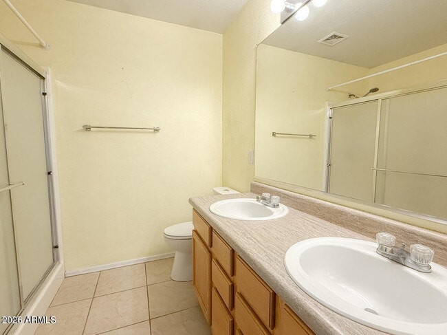 Building Photo - 1042 S Clancy Cir