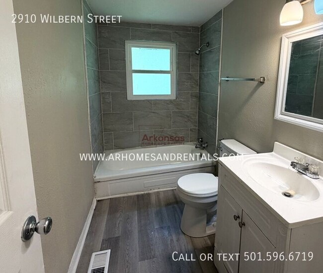 Building Photo - 2910 Wilbern Rd