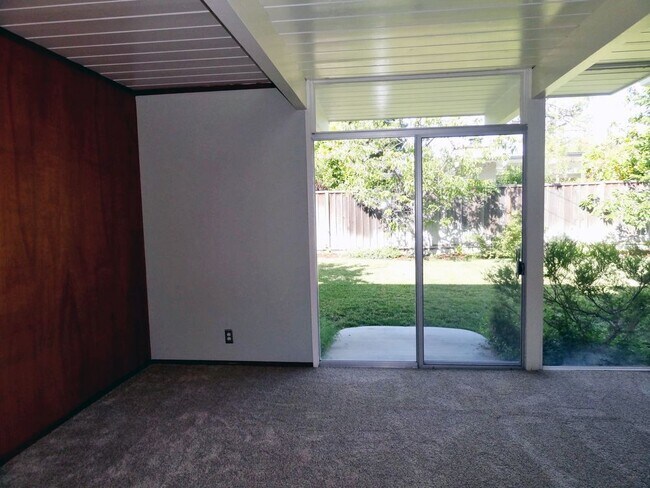 Building Photo - High-End San Jose 4 Bedroom Eichler