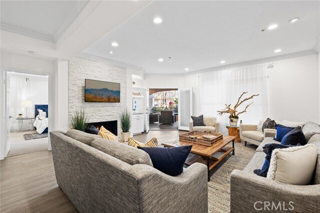 Building Photo - 1900 CA-1