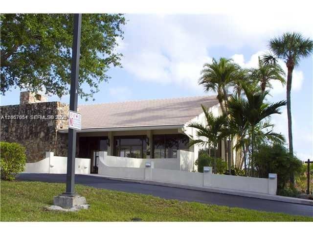 Building Photo - 7703 Camino Real
